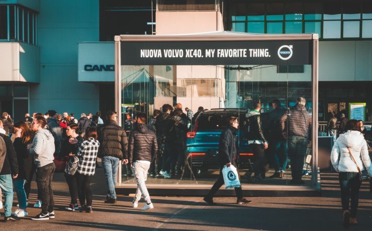 MBE Domenica Pomeriggio Stand Volvo esterno-min