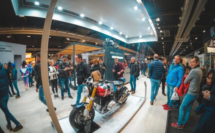 stand BMW a Motor Bike Expo