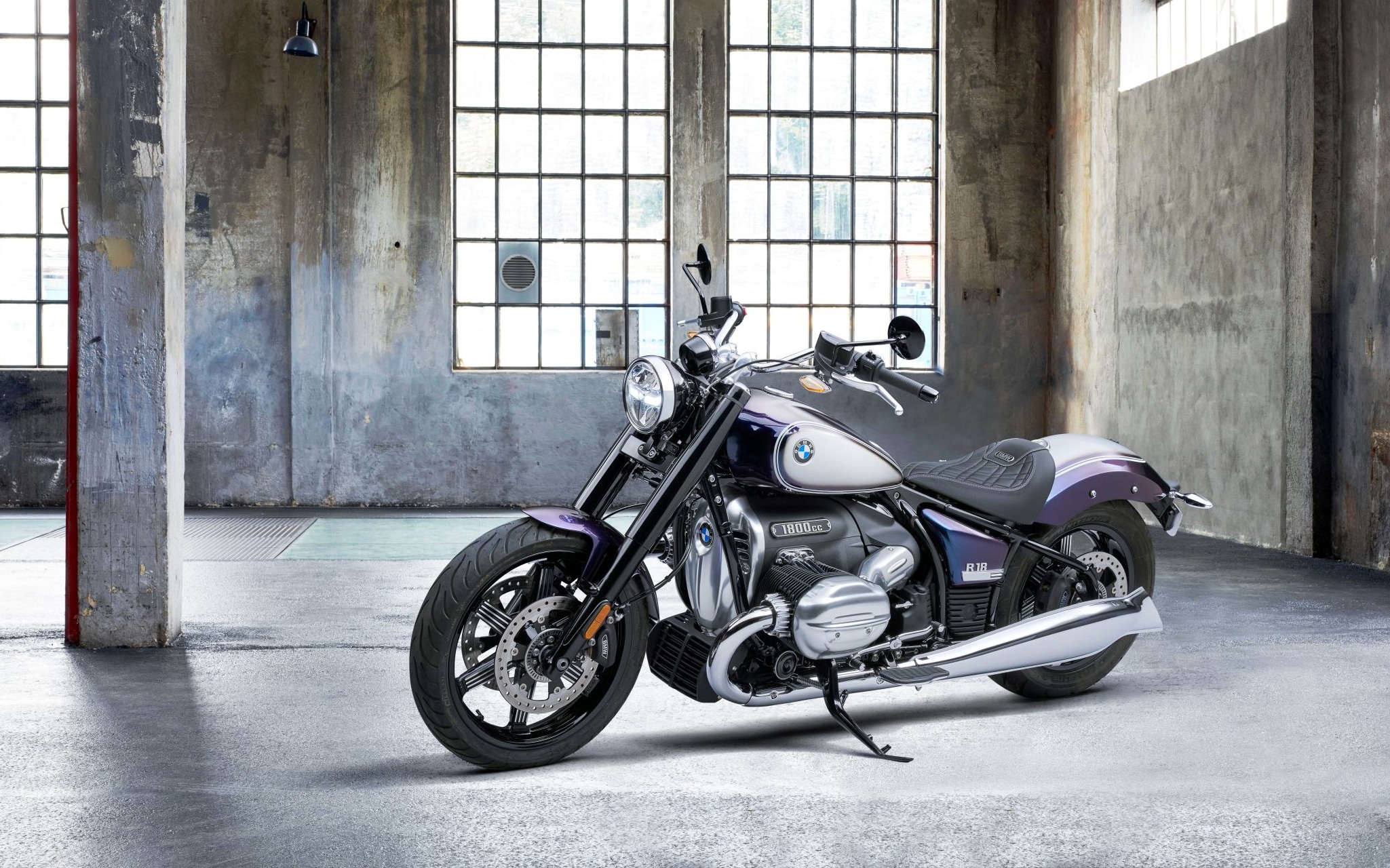 La nuova moto BMW R18 in fiera a Verona a MBE 2021